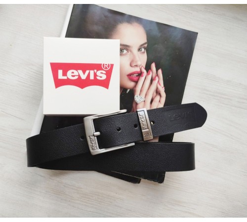 Стильний шкіряний чоловічий ремінь Levis чорний