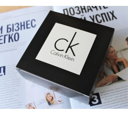 Мужской кожаный ремень Calvin Klein с белой пряжкой черный