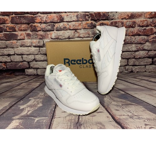 Мужские кроссовки белые Reebok Classic белые