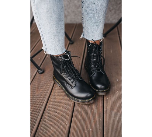 Dr.Martens Classic чорні (Без хутра, Лого)