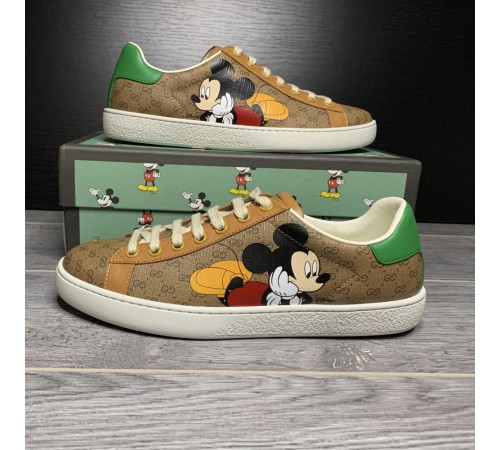 Женские  кожаные кеды Gucci Ace GG Disney. Кроссовки Gucci Disney