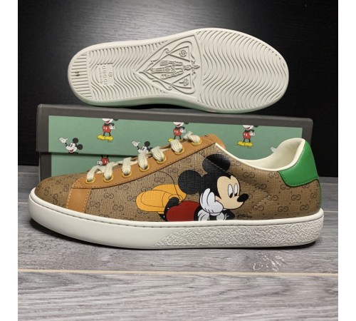 Женские  кожаные кеды Gucci Ace GG Disney. Кроссовки Gucci Disney