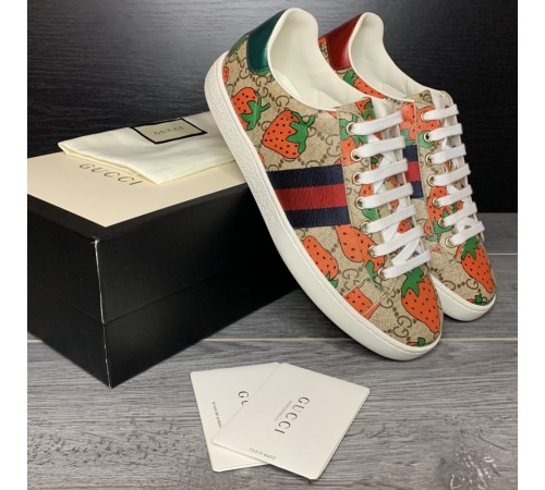 Женские кожаные кеды Gucci ACE. Кроссовки Gucci Disney