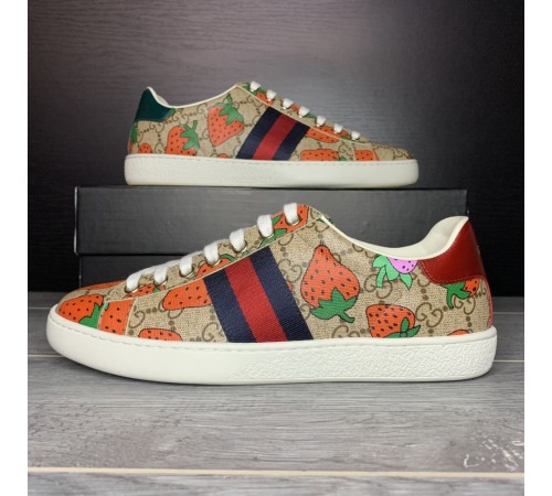 Женские кожаные кеды Gucci ACE. Кроссовки Gucci Disney