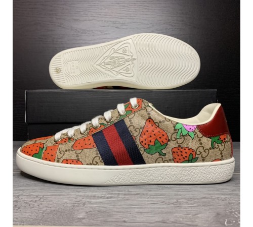 Женские кожаные кеды Gucci ACE. Кроссовки Gucci Disney