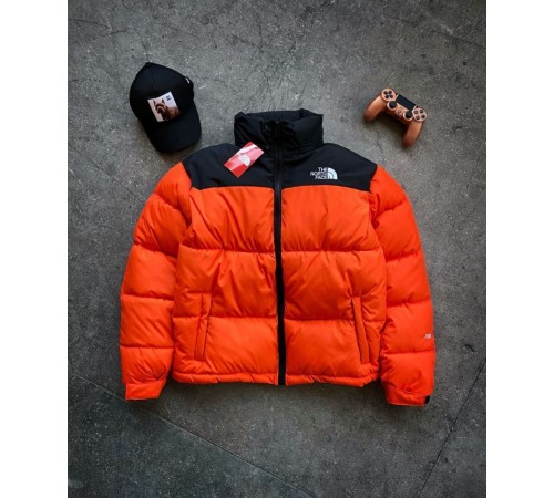 Куртка зимняя в стиле The North Face оранжевая