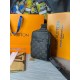 Сумка-слинг Louis Vuitton Outdoor Slingbag Eclipse s030