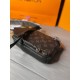 Сумка-слинг Louis Vuitton Outdoor Slingbag Eclipse s030