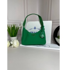 Женская   Сумка Re-Nylon Prada Re-Edition 2000 mini-bag зеленая wb046