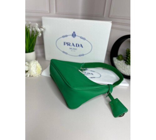 Женская   Сумка Re-Nylon Prada Re-Edition 2000 mini-bag зеленая wb046