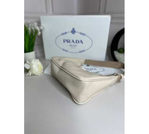 Женская Сумка Re-Nylon Prada Re-Edition 2000 mini-bag бежевая wb047