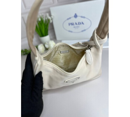 Женская Сумка Re-Nylon Prada Re-Edition 2000 mini-bag бежевая wb047