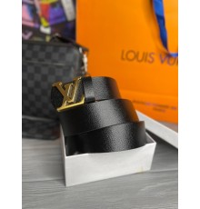 Мужской Ремень Louis Vuitton черный с золотистой пряжкой mb002