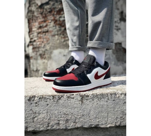 чоловічі кросівки nike air jordan 1 retro low black/burgundy/white