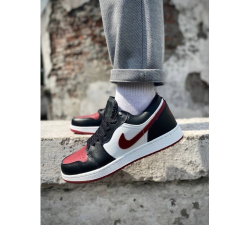 чоловічі кросівки nike air jordan 1 retro low black/burgundy/white