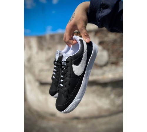 Чоловічі кросівки nike blazer low black white