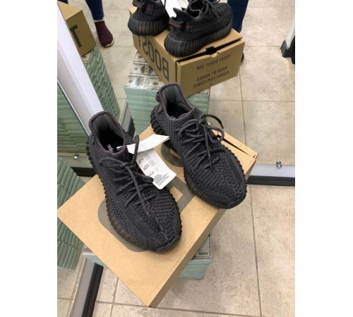 Кроссовки Adidas Yeezy Boost Black  черные  V2 non reflective ob191