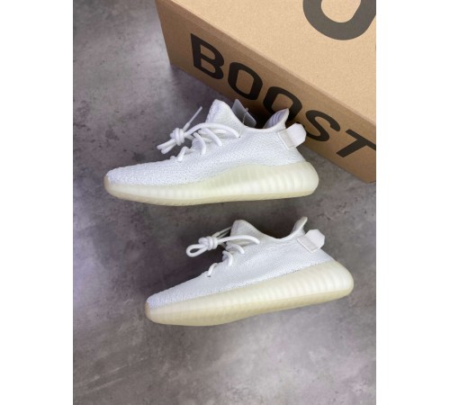 Кроссовки Adidas Yeezy Boost 350 V2 Triple white  белые ob195