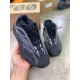 Кроссовки Adidas Yeezy Boost 700  V3 Alvah черного цвета  ob380