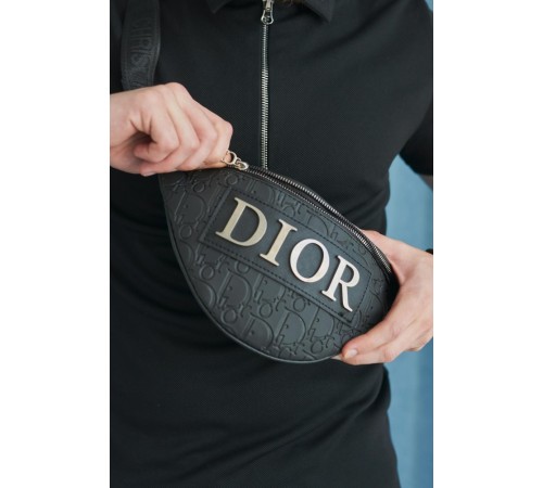 Бананка з шкірозамінника Dior чорна