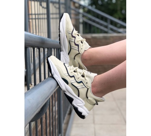 Жіночі кросівки Adidas Ozweego Milk White