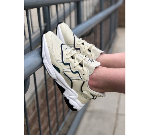 Жіночі кросівки Adidas Ozweego Milk White