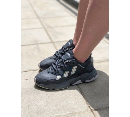 Жіночі кросівки Adidas Ozweego Dark Grey