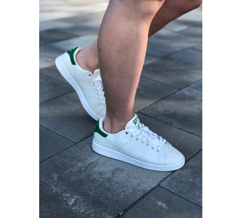 Жіночі кросівки Adidas Stan Smith білого кольору