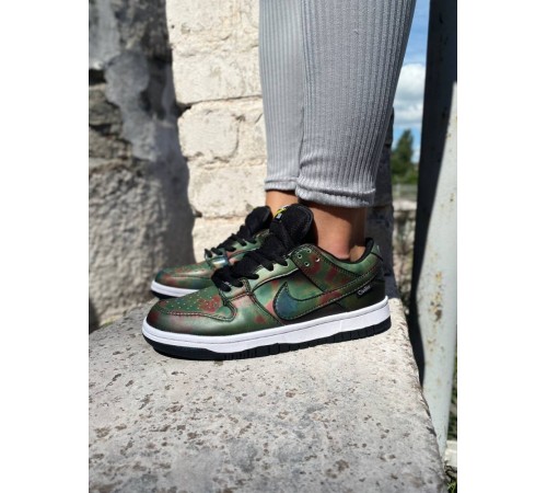 Жіночі кросівки Nike SB Dunk Low Civilist