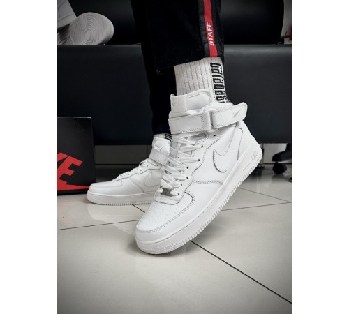 Кроссовки высокие Nike Air Force белые