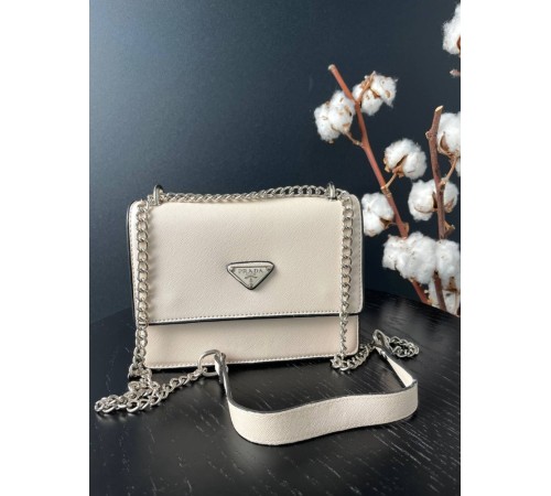 Жіноча сумка Prada Monochrome Saffiano beige