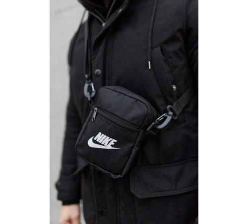 Барсетка черная small Nike белый логотип