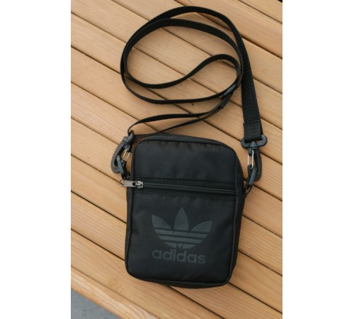 Барсетка чорна small Adidas чорний логотип