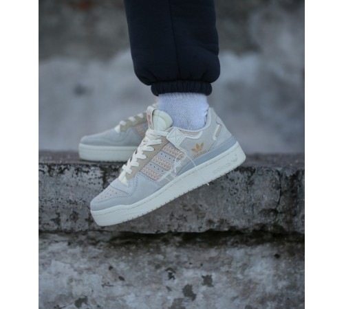 Жіночі кросівки Adidas Forum 84 Low “Off white” Grey Beige