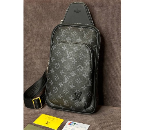 Мужская сумка Louis Vuitton Avenue Monogram Eclipse с лого внизу s003