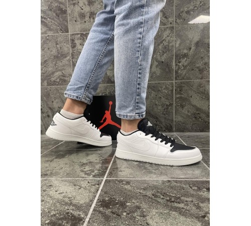 Кроссовки Nike Air Jordan 1 low, белые с чёрным носком