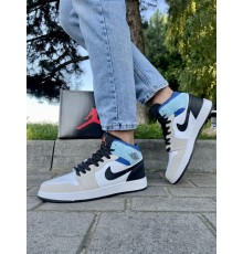 Кроссовки Nike Air Jordan 1 (белые с бежевым и голубым)