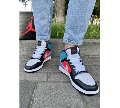 Кроссовки Nike Air Jordan 1 (белый\красный\синий\голубой)