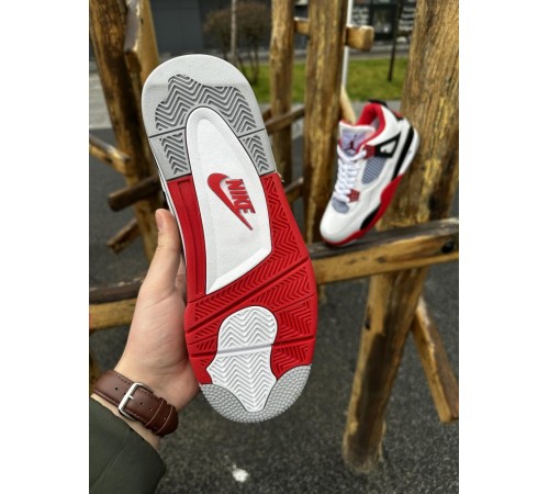 Зимние кроссовки Nike Air Jordan 4 Retro ЛІЦЕНЗІЯ (white / red)