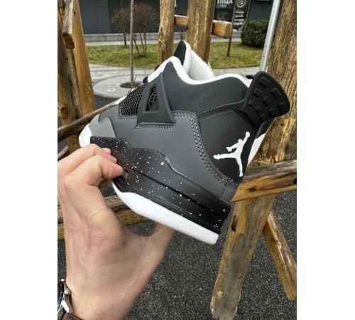 Зимние кроссовки Nike Air Jordan 4 Retro COSMO серые