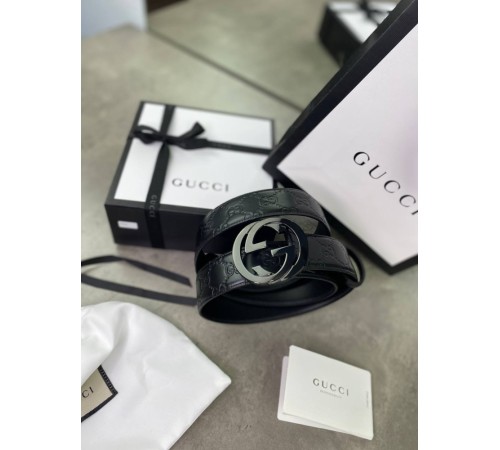 Ремень черный Gucci Signature GG Supreme c черной пряжкой r045