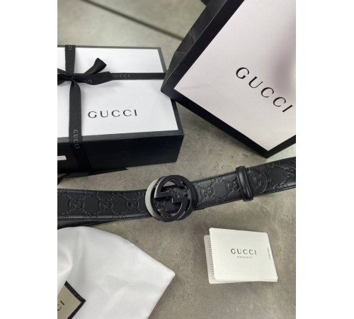 Ремень черный Gucci Signature GG Supreme c черной пряжкой r045