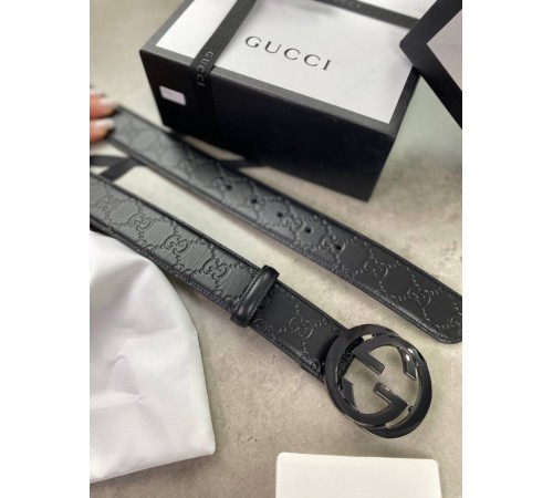 Ремень черный Gucci Signature GG Supreme c черной пряжкой r045