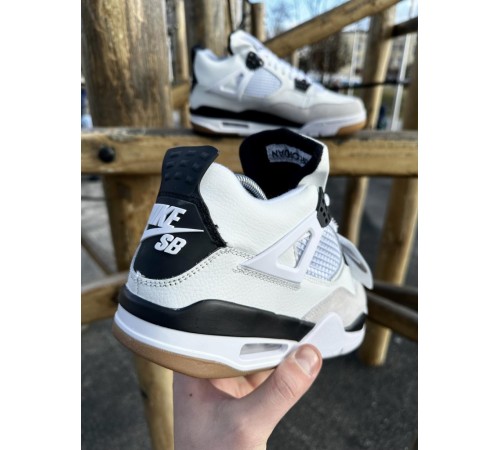 Кроссовки Nike SB Air Jordan Retro 4 (білі)