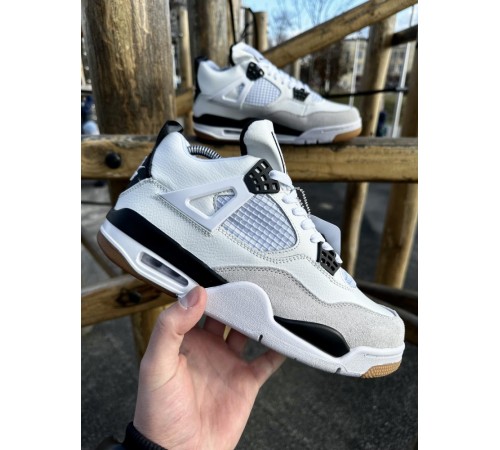 Кроссовки Nike SB Air Jordan Retro 4 (білі)