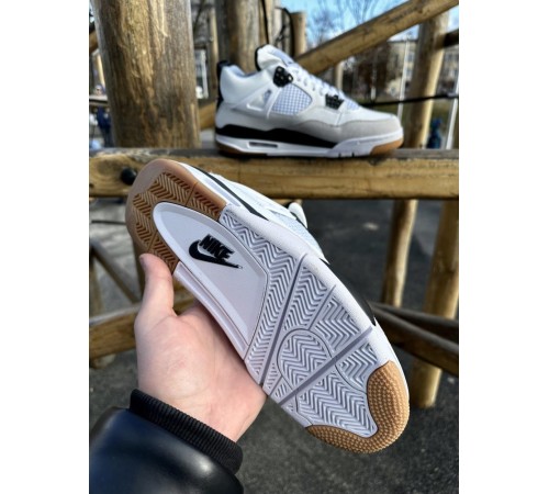 Кроссовки Nike SB Air Jordan Retro 4 (білі)