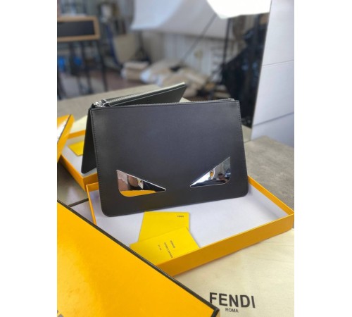 Клатч Fendi черный кожаный плоский с металлическими глазами л075