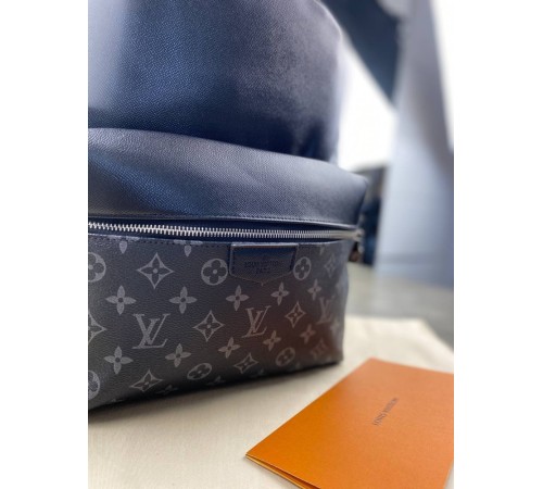 Рюкзак Louis Vuitton черный с комбинированными стилями "Taiga" и "Monogram" c311