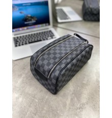 Несессер серый Louis Vuitton Damier Graphite Dopp Kit c554