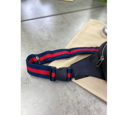 Сумка серая на пояс Gucci GG Supreme c588